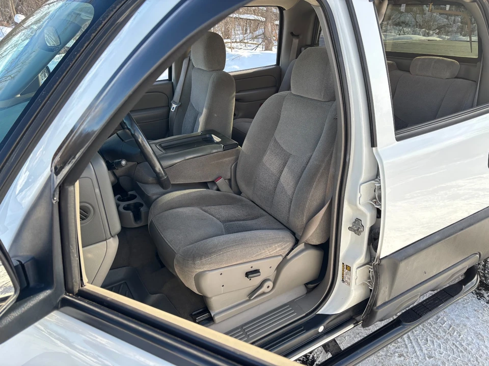2005 Chevrolet Avalanche - Image 21 of 21
