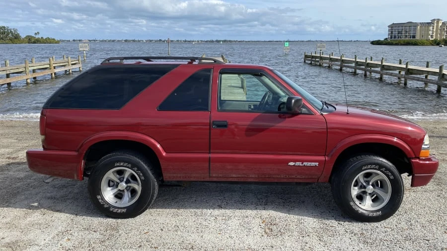 2005 Chevrolet S-10 Blazer 2nd Gen - Image 4 of 9