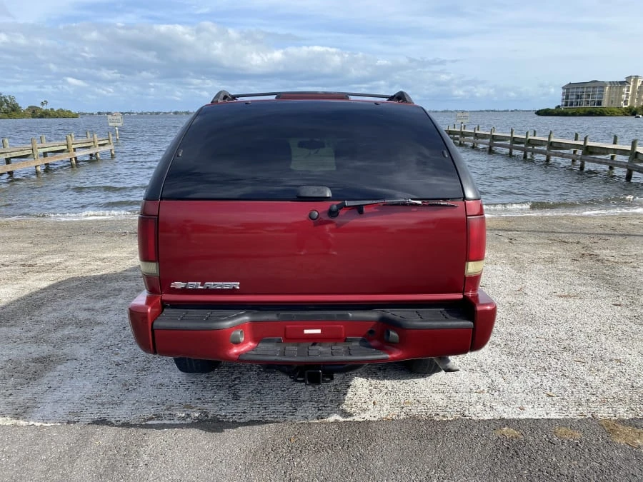 2005 Chevrolet S-10 Blazer 2nd Gen - Image 3 of 9