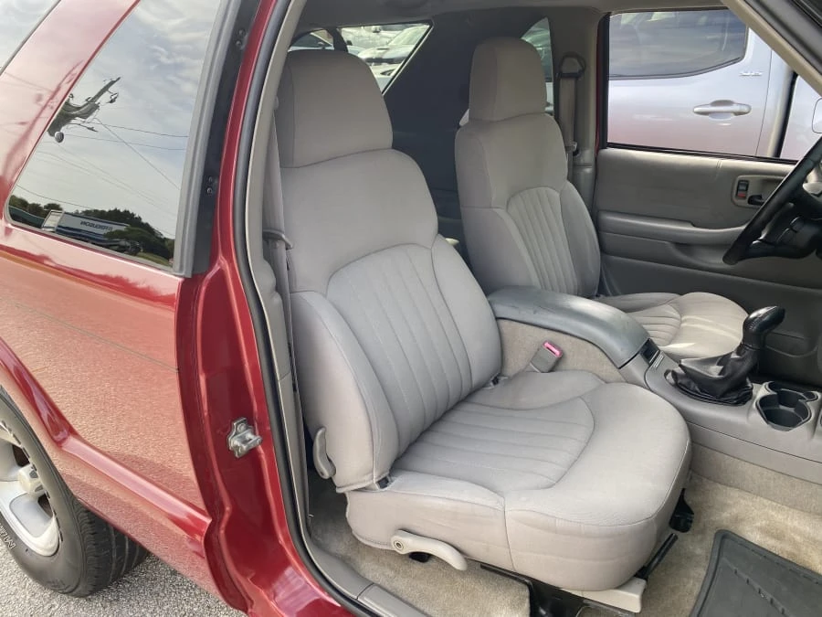 2005 Chevrolet S-10 Blazer 2nd Gen - Image 8 of 9