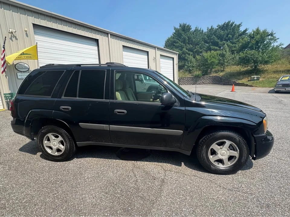 2005 Chevrolet Blazer - Image 13 of 14