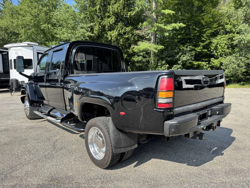 2005 Chevrolet Kodiak - Image 3 of 29