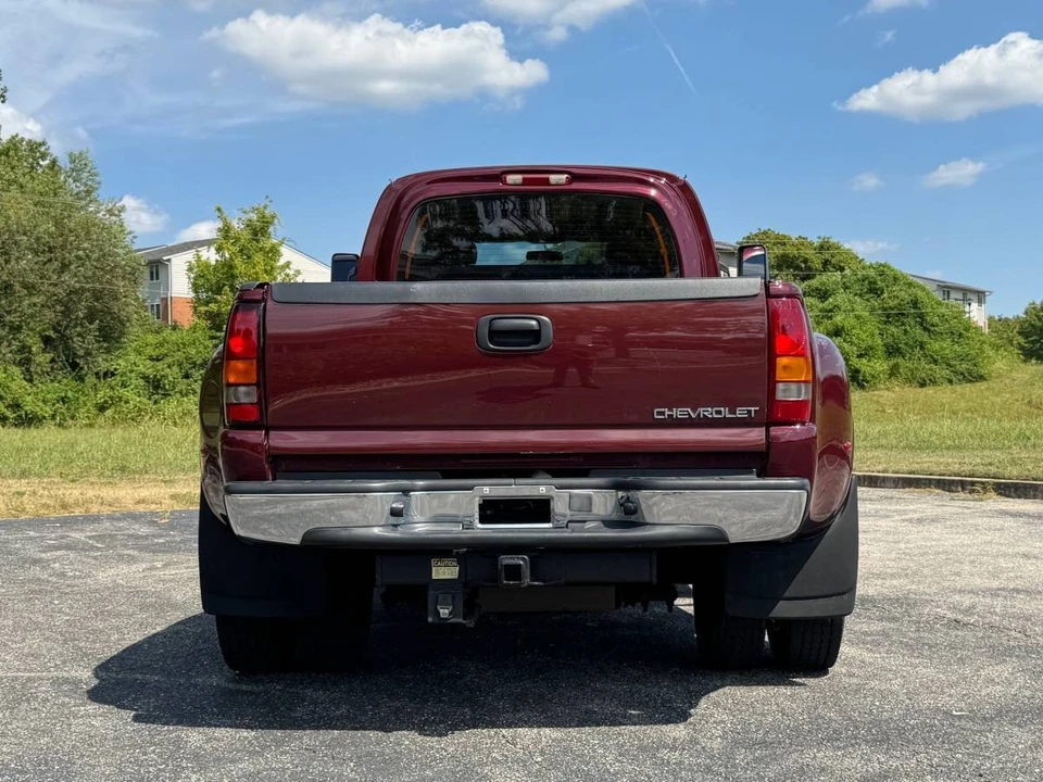 2005 Chevrolet Kodiak - Image 7 of 17