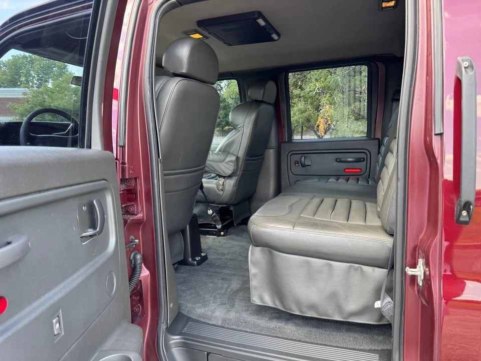 2005 Chevrolet Kodiak - Image 11 of 17