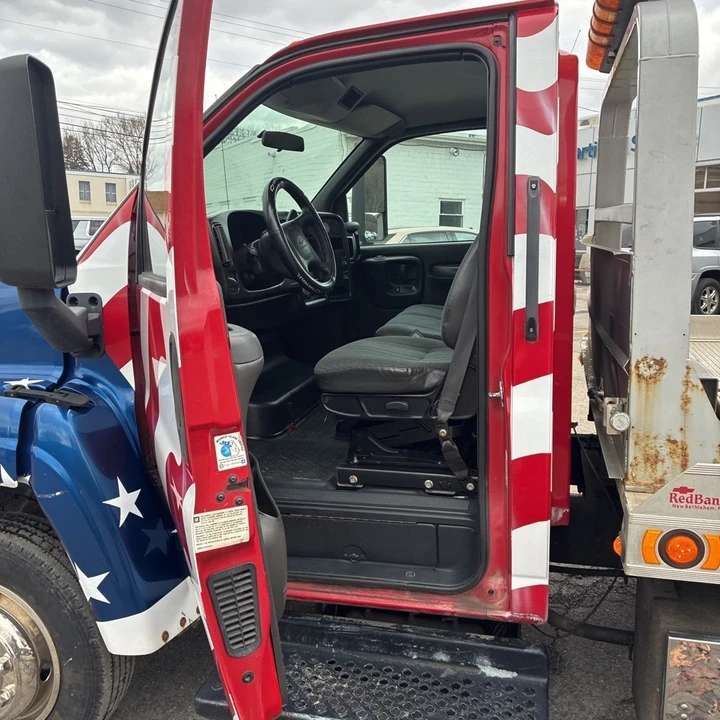 2005 Chevrolet Kodiak - Image 10 of 14