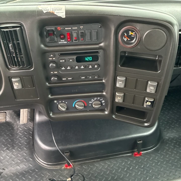 2005 Chevrolet Kodiak - Image 11 of 14