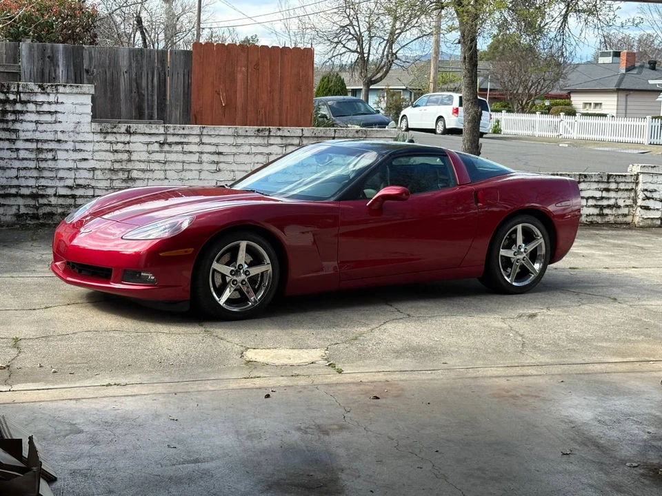 2005 Chevrolet Corvette C6 - Image 3 of 11