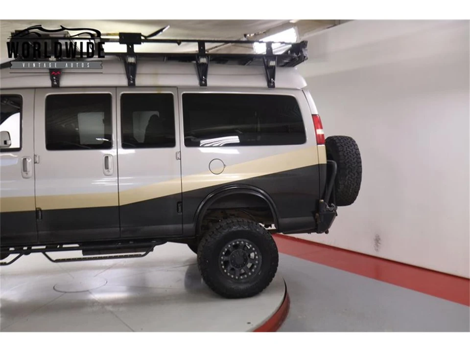 2005 Chevrolet C/K - Image 10 of 31