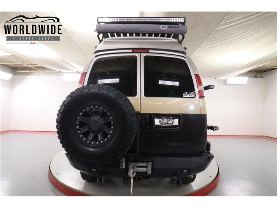 2005 Chevrolet C/K - Image 17 of 31