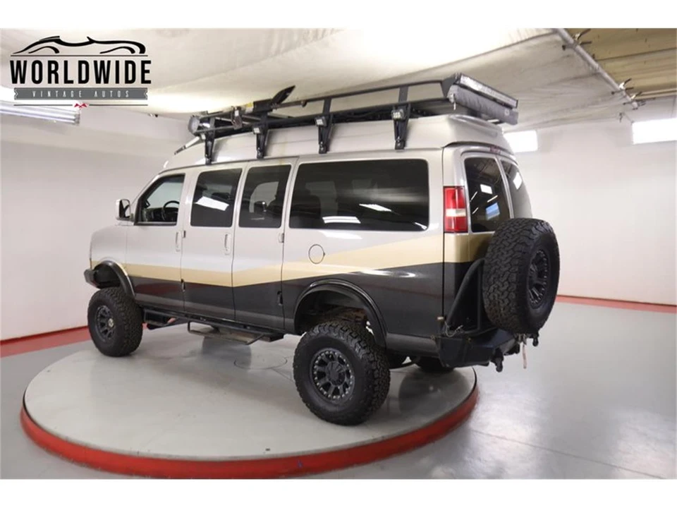 2005 Chevrolet C/K - Image 5 of 31