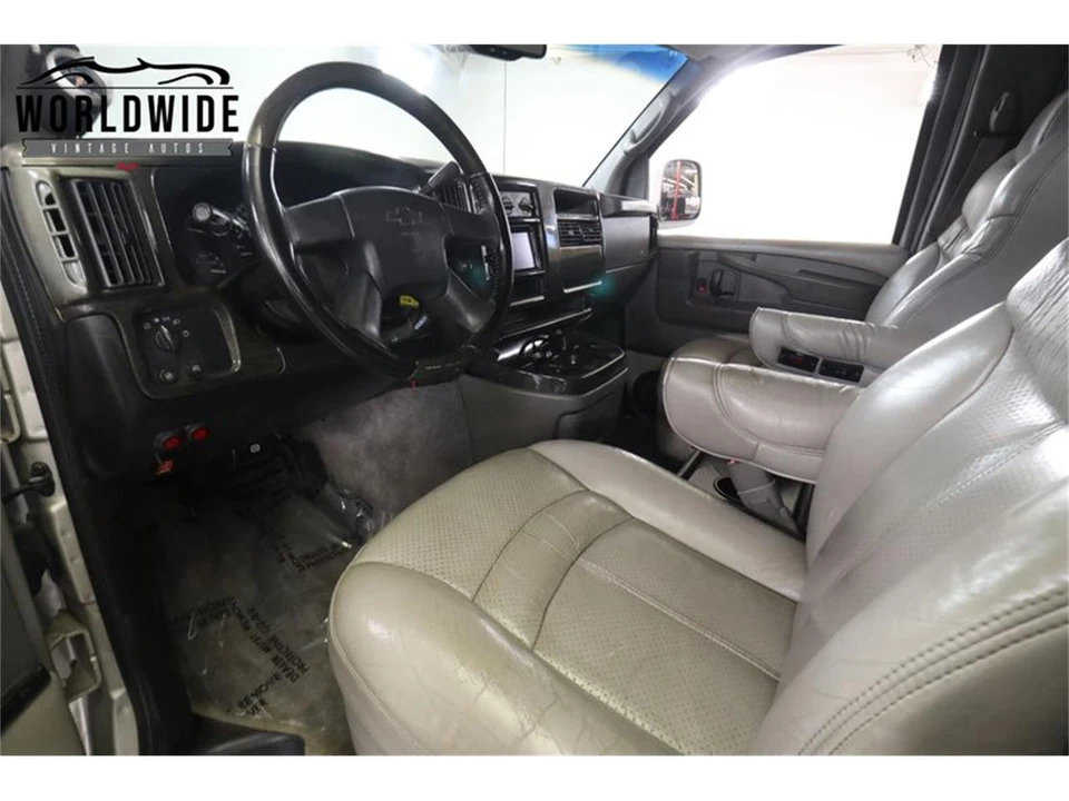 2005 Chevrolet C/K - Image 29 of 31