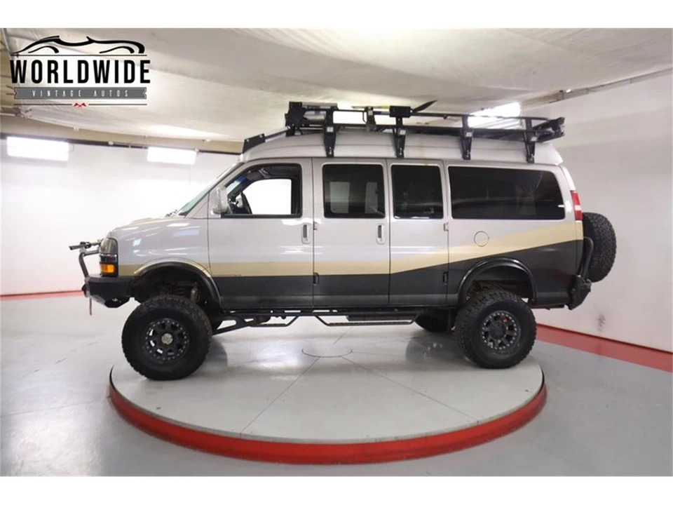 2005 Chevrolet C/K - Image 3 of 31