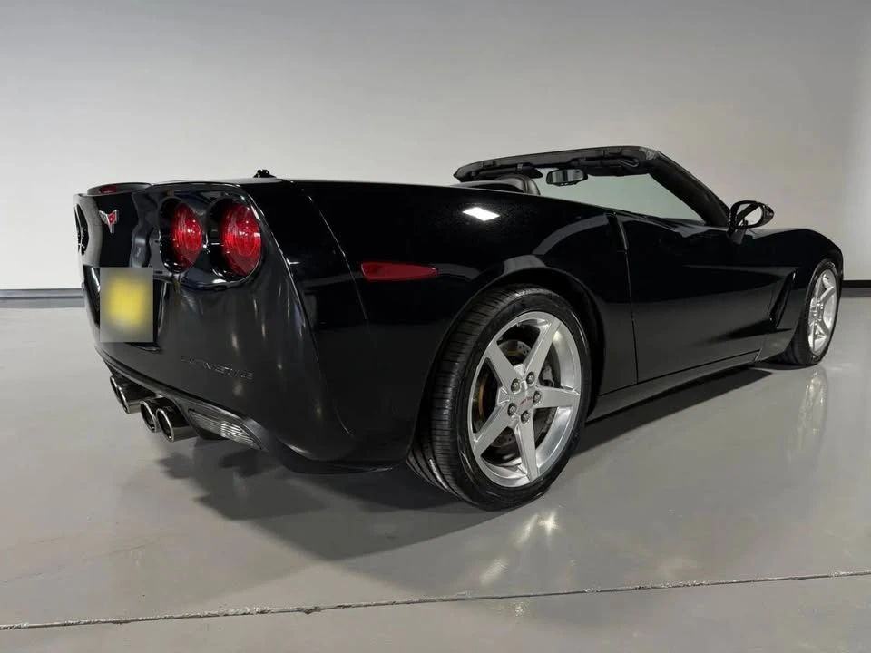 2005 Chevrolet Corvette C6 - Image 2 of 12