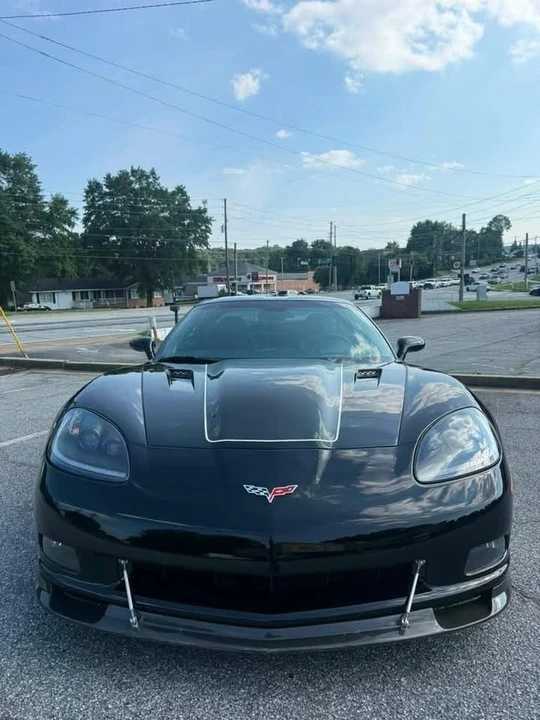 2005 Chevrolet Corvette C6 - Image 2 of 12
