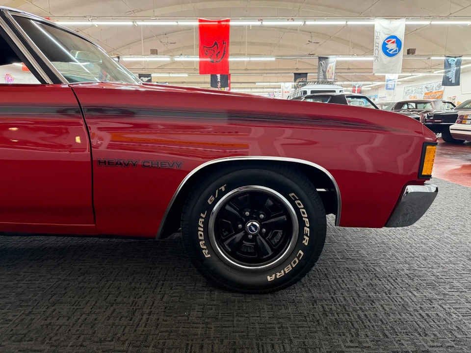 2005 Chevrolet Chevelle - Image 28 of 31