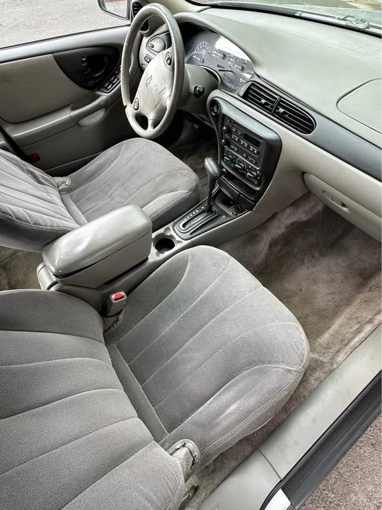 2005 Chevrolet Malibu - Image 12 of 20
