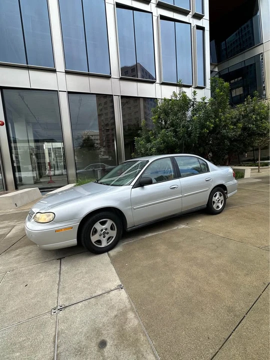 2005 Chevrolet Malibu - Image 2 of 20