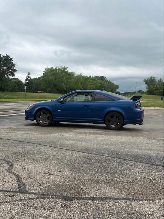 2005 Chevrolet Cobalt 1st Gen - Image 2 of 7