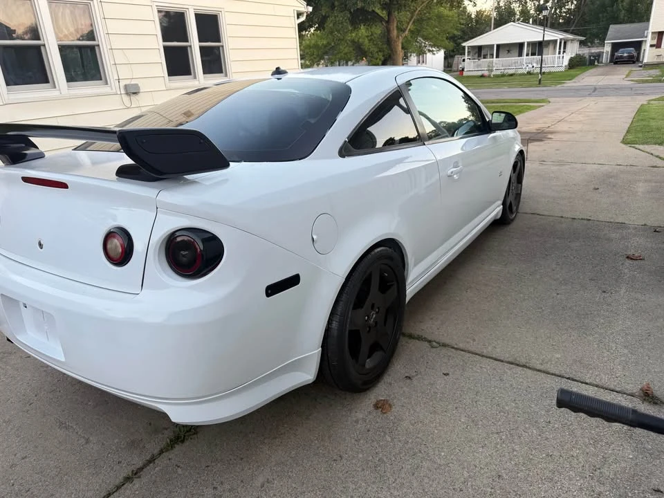 2005 Chevrolet Cobalt 1st Gen - Image 2 of 15