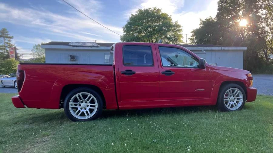 2005 Chevrolet Colorado 1st Gen - Image 2 of 20
