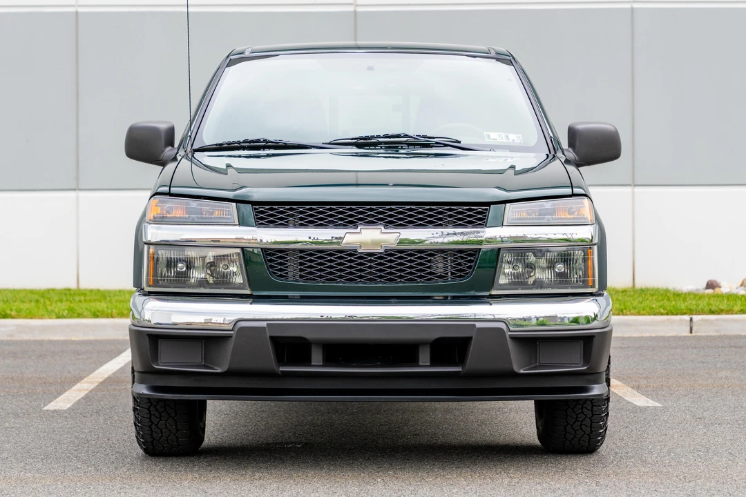 2005 Chevrolet Colorado 1st Gen - Image 2 of 31