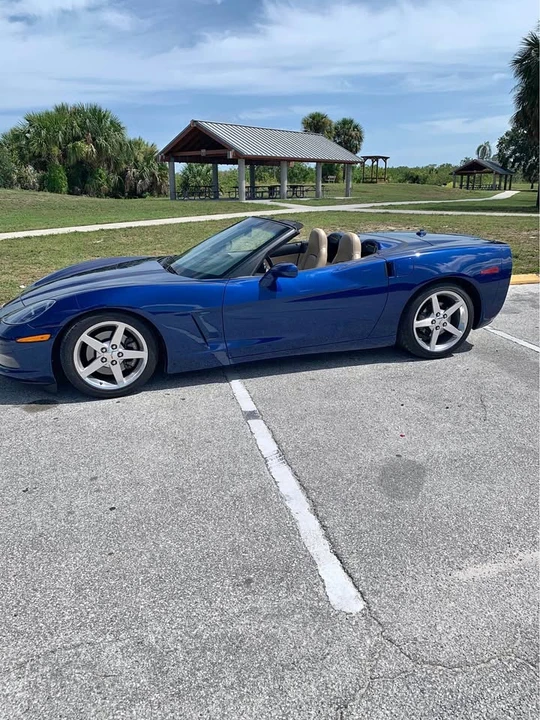 2005 Chevrolet Corvette - Image 1 of 3