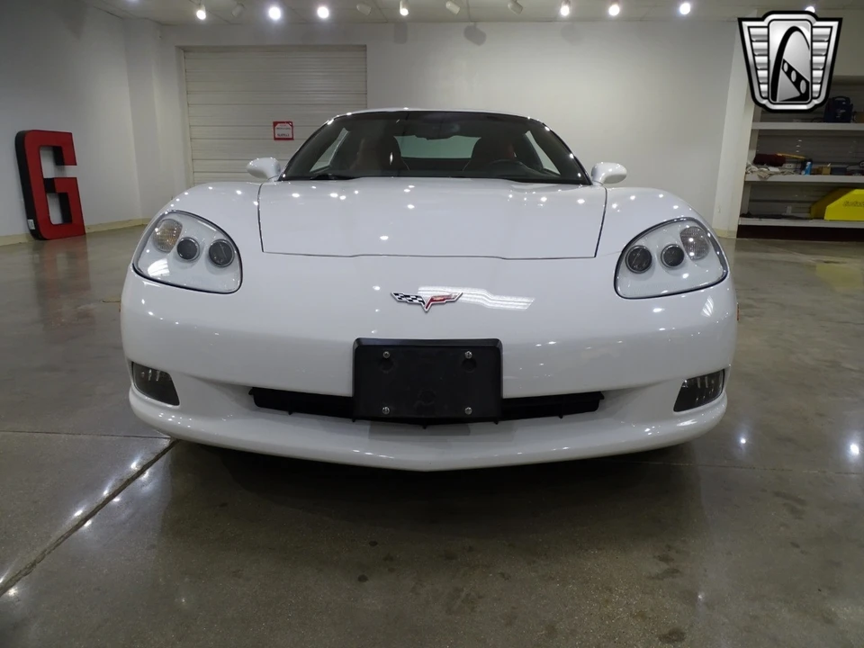2005 Chevrolet Corvette C6 - Image 11 of 12