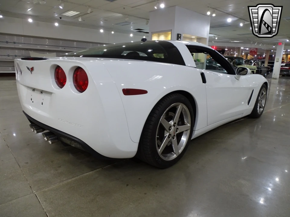 2005 Chevrolet Corvette C6 - Image 8 of 12