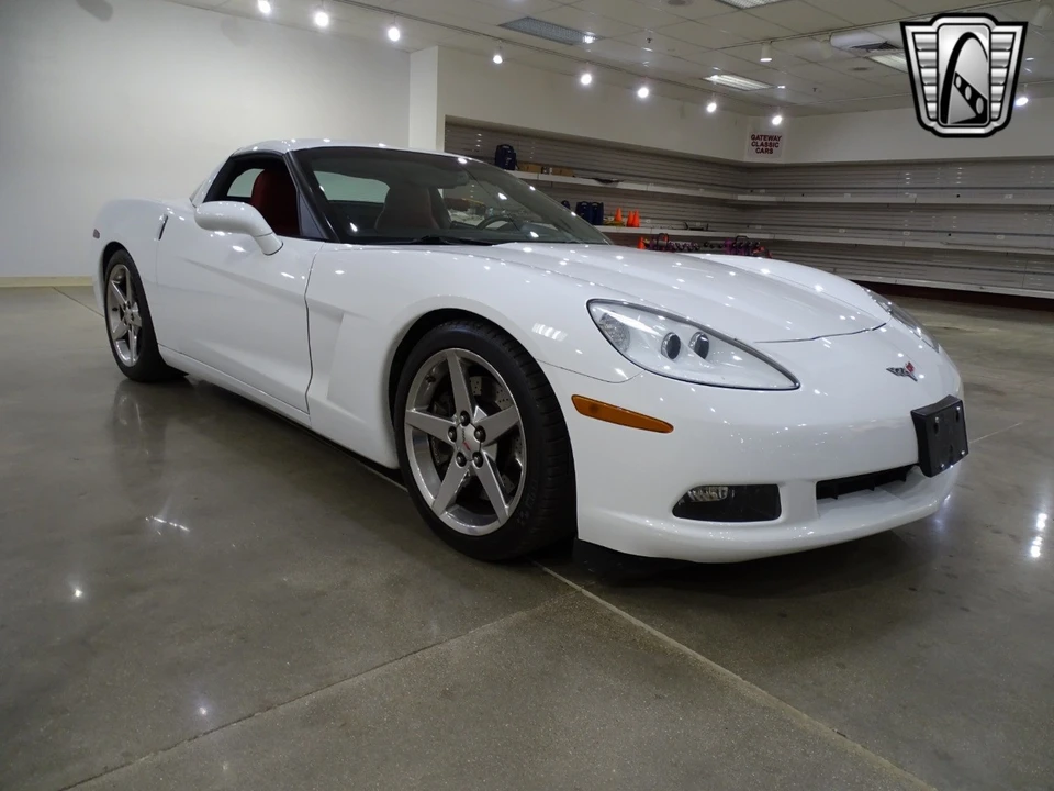 2005 Chevrolet Corvette C6 - Image 10 of 12