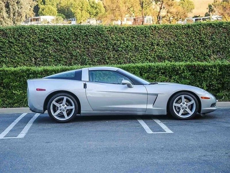 2005 Chevrolet Corvette C6 - Image 4 of 21