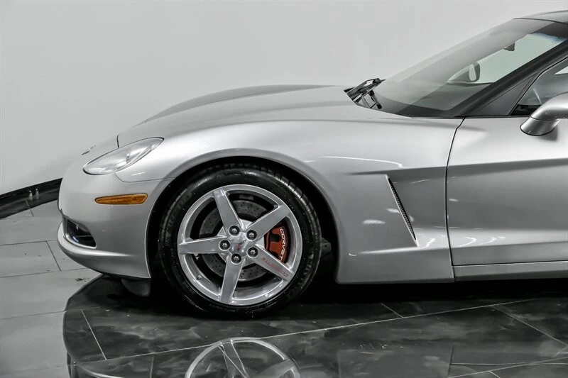 2005 Chevrolet Corvette C6 - Image 6 of 21