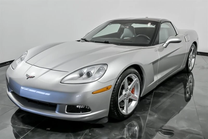 2005 Chevrolet Corvette C6 - Image 5 of 21