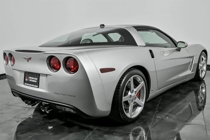 2005 Chevrolet Corvette C6 - Image 11 of 21