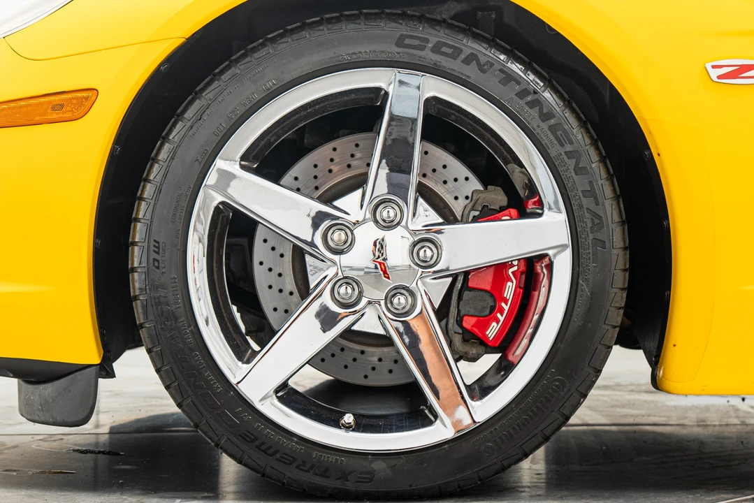 2005 Chevrolet Corvette C6 - Image 9 of 31