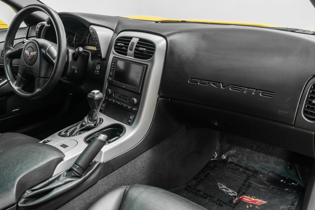 2005 Chevrolet Corvette C6 - Image 13 of 31