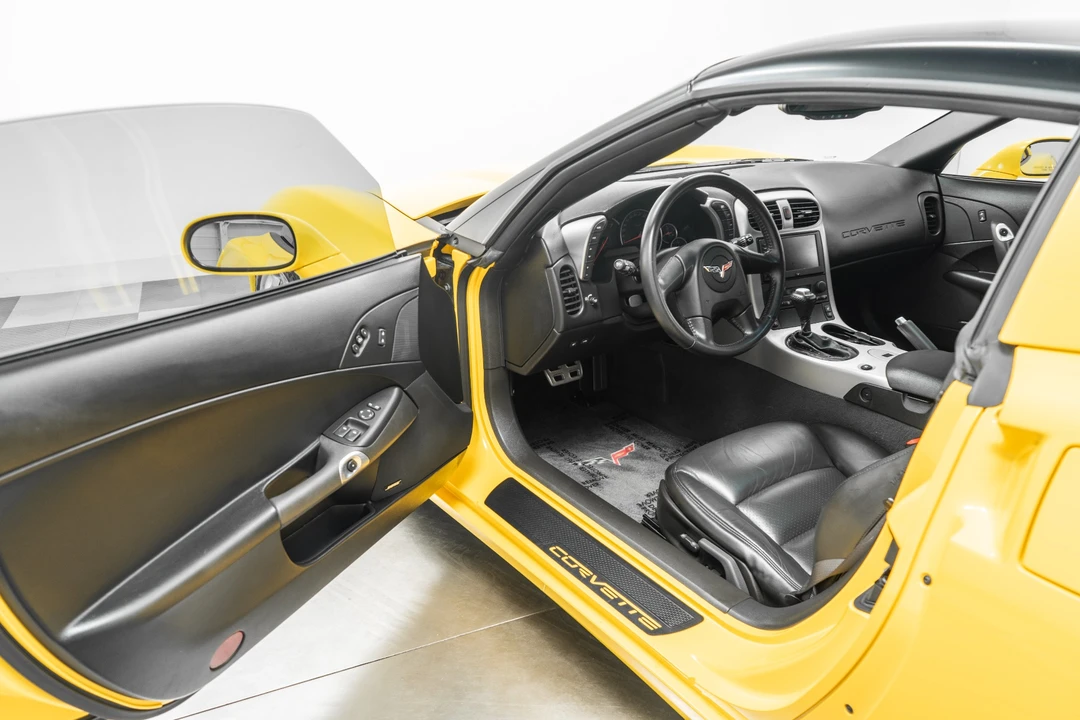 2005 Chevrolet Corvette C6 - Image 21 of 31