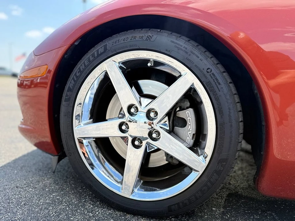 2005 Chevrolet Corvette C6 - Image 6 of 25