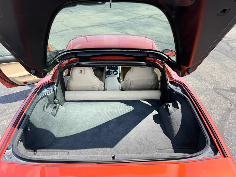 2005 Chevrolet Corvette C6 - Image 11 of 25