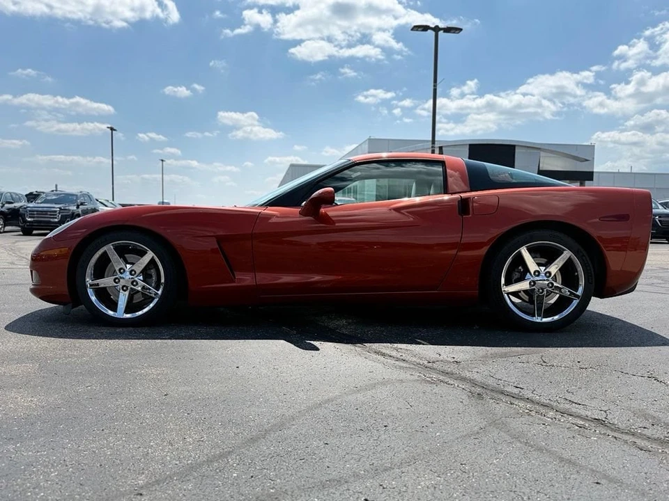 2005 Chevrolet Corvette C6 - Image 5 of 25