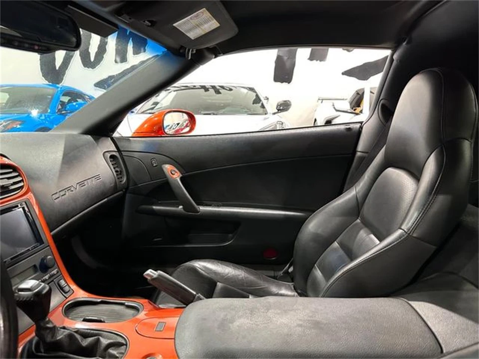 2005 Chevrolet Corvette C6 - Image 14 of 30