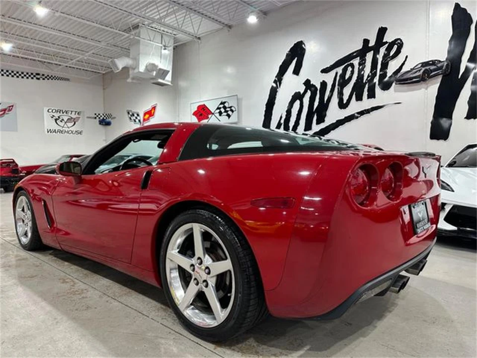 2005 Chevrolet Corvette C6 - Image 4 of 30