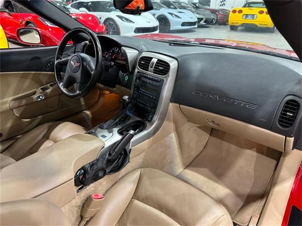 2005 Chevrolet Corvette C6 - Image 11 of 30