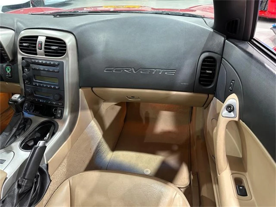 2005 Chevrolet Corvette C6 - Image 12 of 30