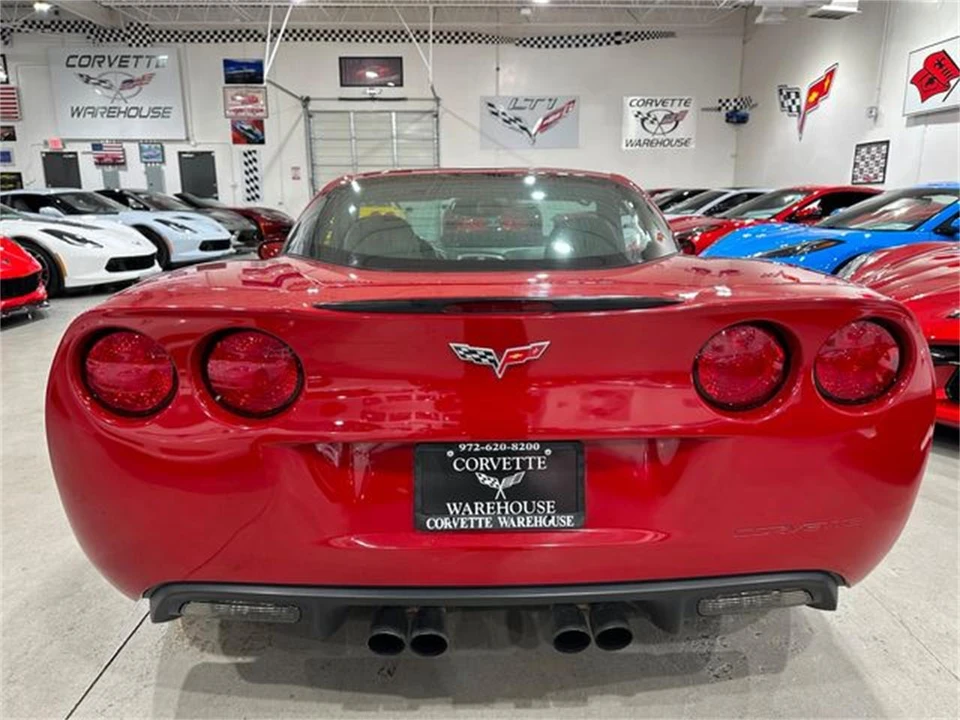 2005 Chevrolet Corvette C6 - Image 16 of 30