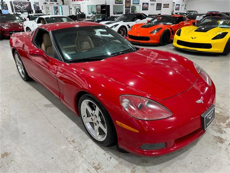 2005 Chevrolet Corvette C6 - Image 28 of 30