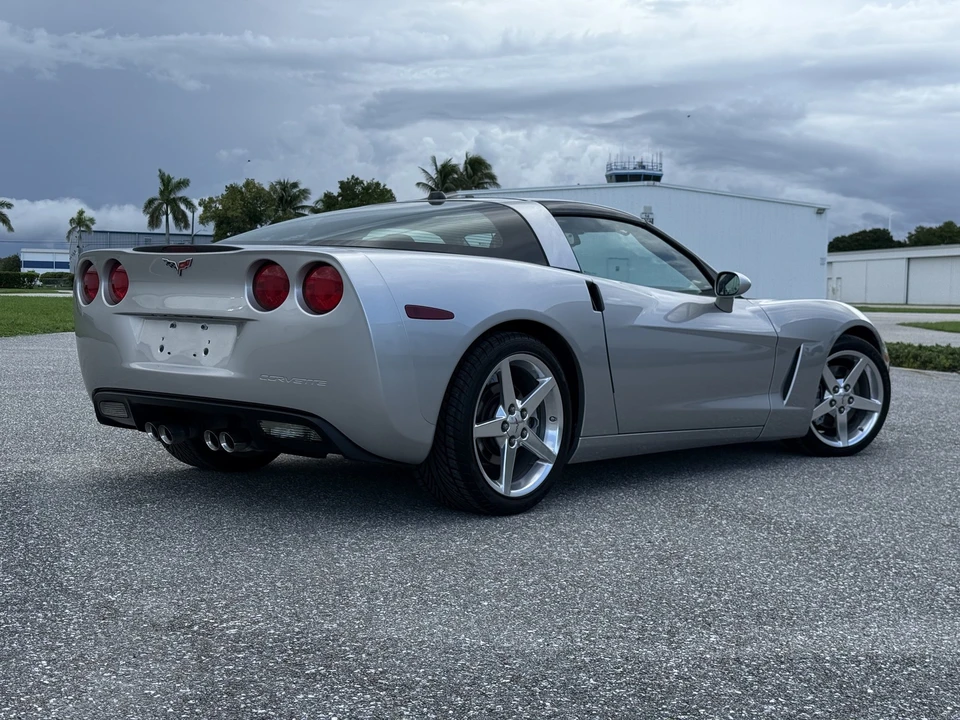 2005 Chevrolet Corvette C6 - Image 3 of 31