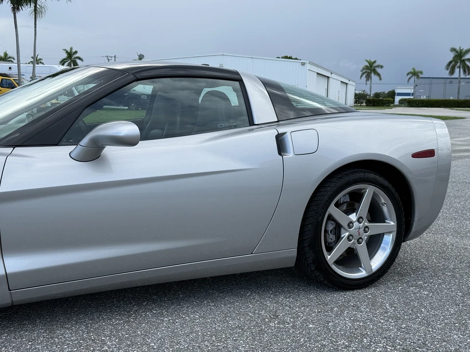 2005 Chevrolet Corvette C6 - Image 30 of 31