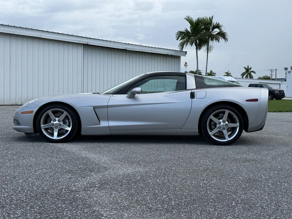 2005 Chevrolet Corvette C6 - Image 7 of 31