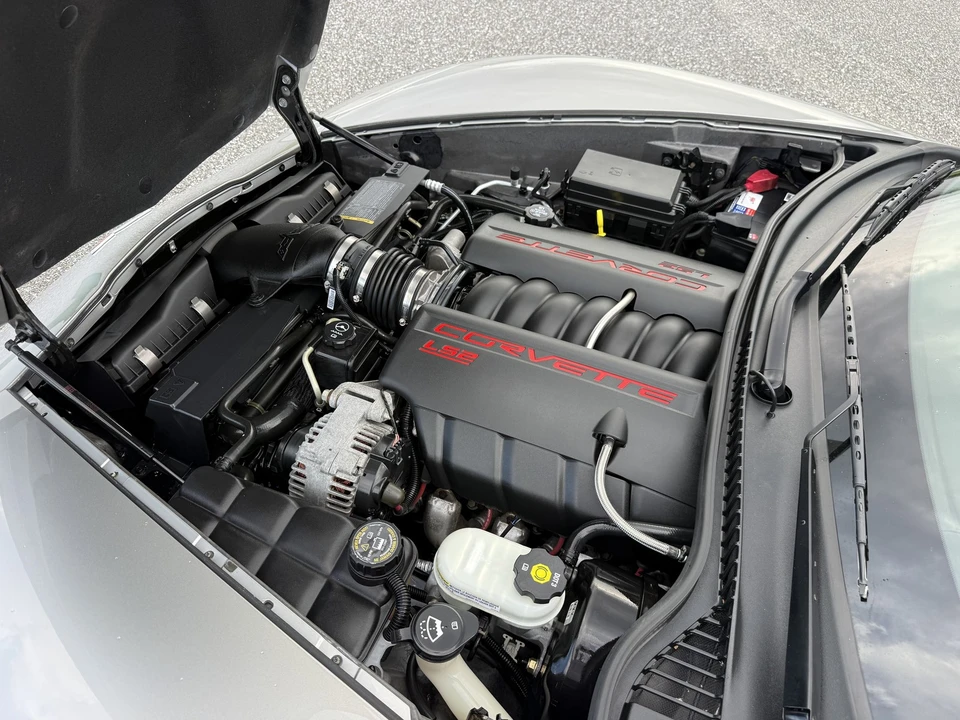 2005 Chevrolet Corvette C6 - Image 18 of 31