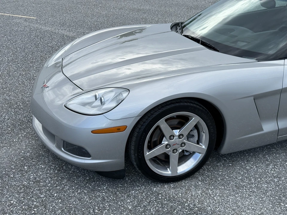 2005 Chevrolet Corvette C6 - Image 25 of 31